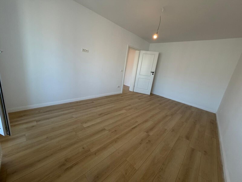 Nicolae Grigorescu, 4 minute metrou,