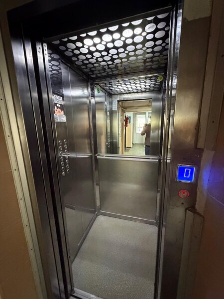 Nicolae Grigorescu, 4 minute metrou,